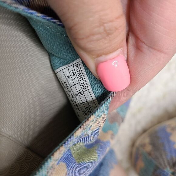 Sanuk Patterned Pointed Toe Flats Size 8 - Picture 5 of 5